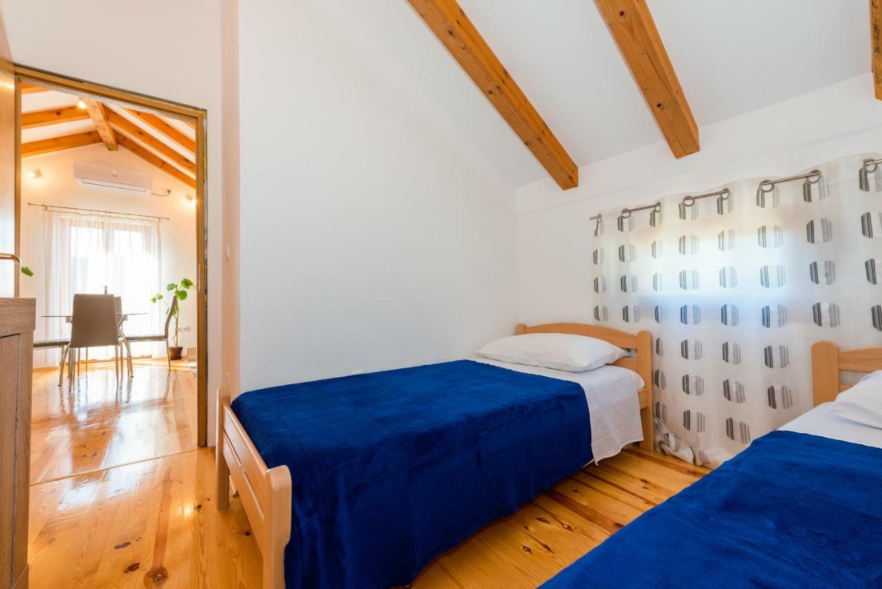 Apartment Bogdanovic Tisno Extérieur photo